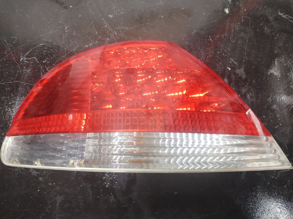 Lampa lewy tył BMW E65