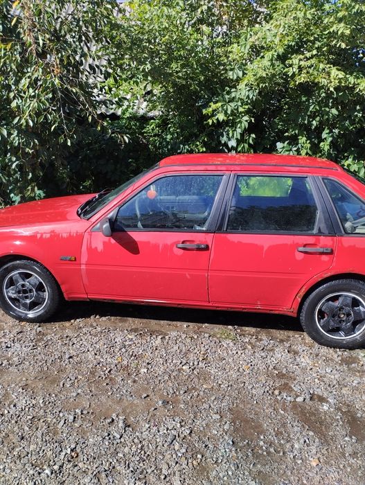 Продам Вольво 440 на повному ходу сів поїхав.