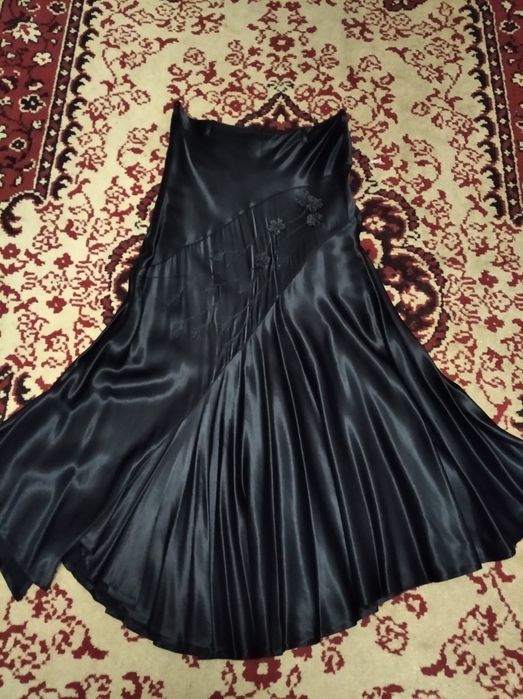 Костюм зі спідницею