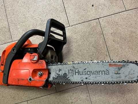 Piła, Pilarka spalinowa Husqvarna 135