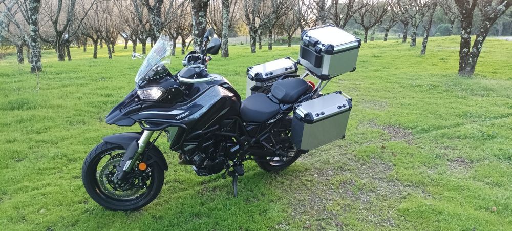 Benelli Trk  702