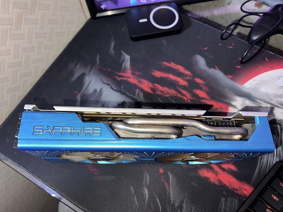 Placa grafica saphire RX590