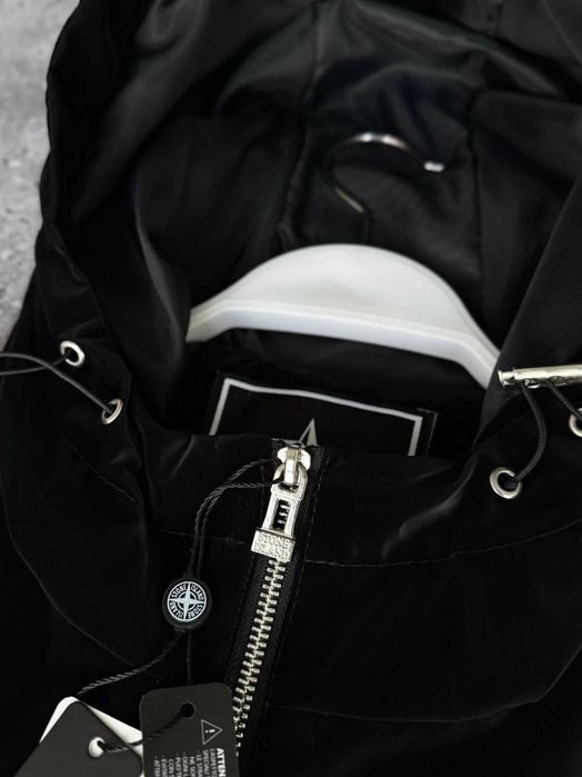 Якісна вітровка Stone Island