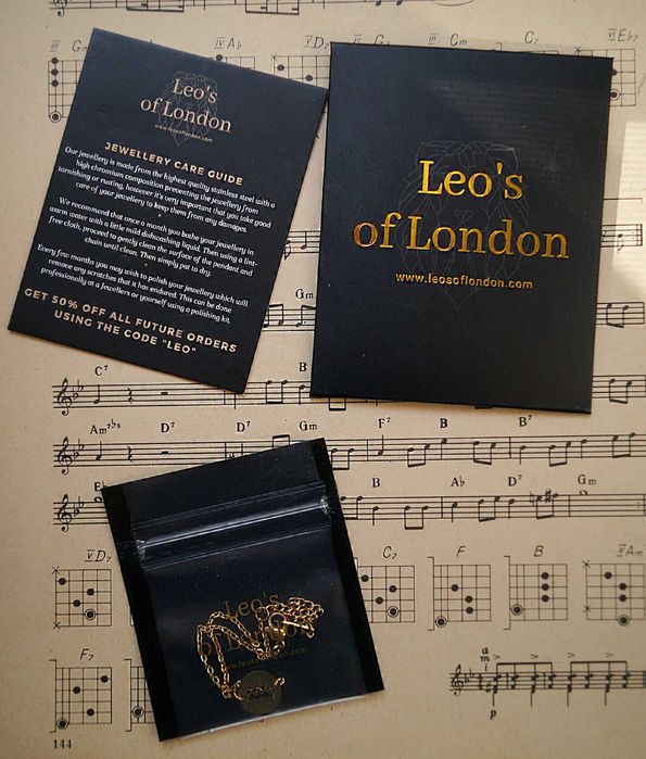 Англійська прикраса браслет знак зодіаку водолій Англія Лондон