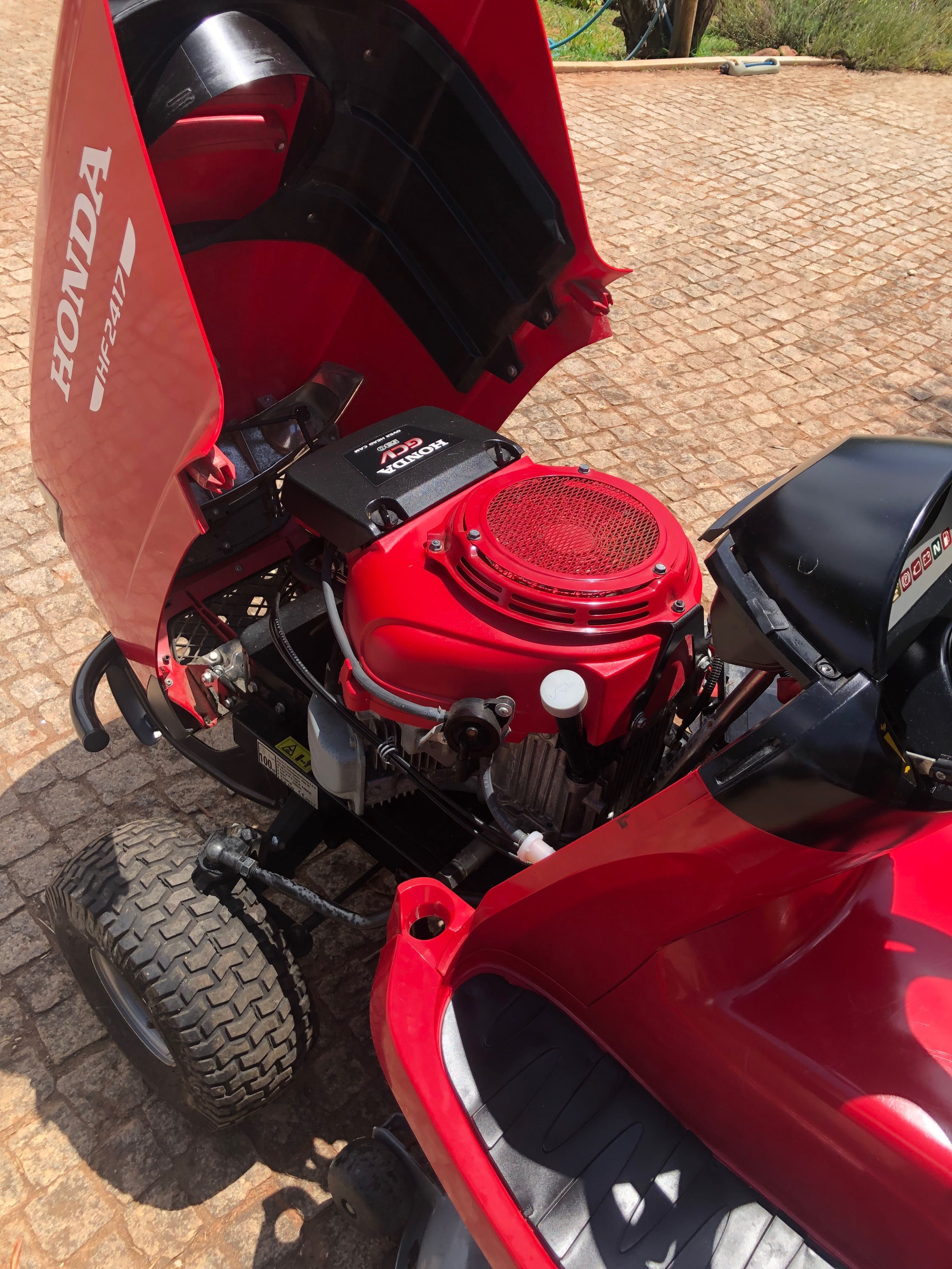 Trator Corta Relva Honda HF 2417