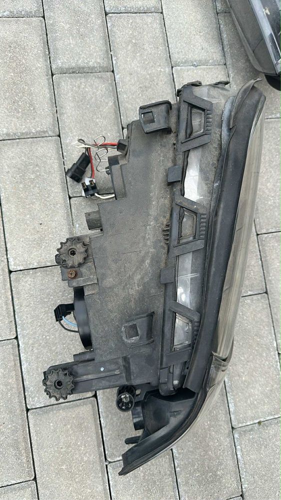 BMW E46 sedan lift lampy / reflektory przednie kompletne / ringi