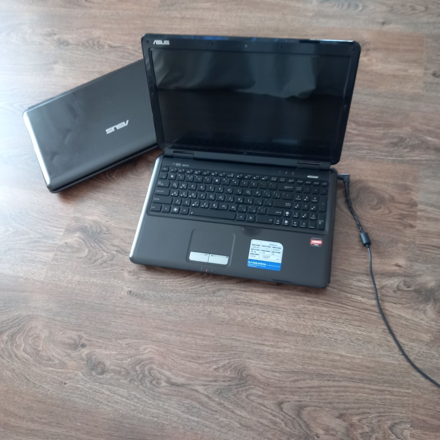 Ноутбук asus k51ac в гарному стані