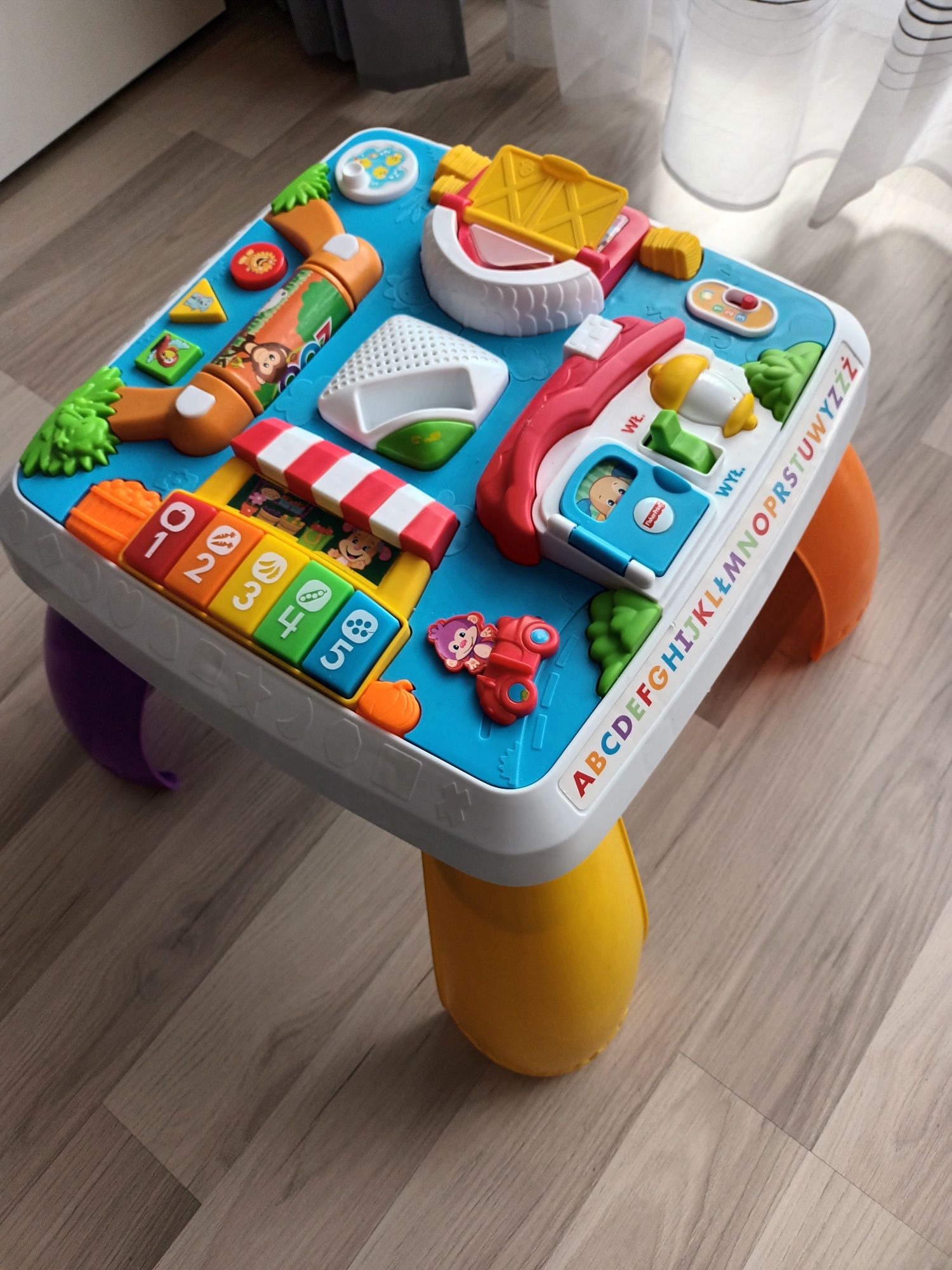 Stolik interaktywny Fisher Price