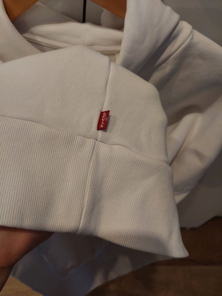 Bluza biała uniwersalna