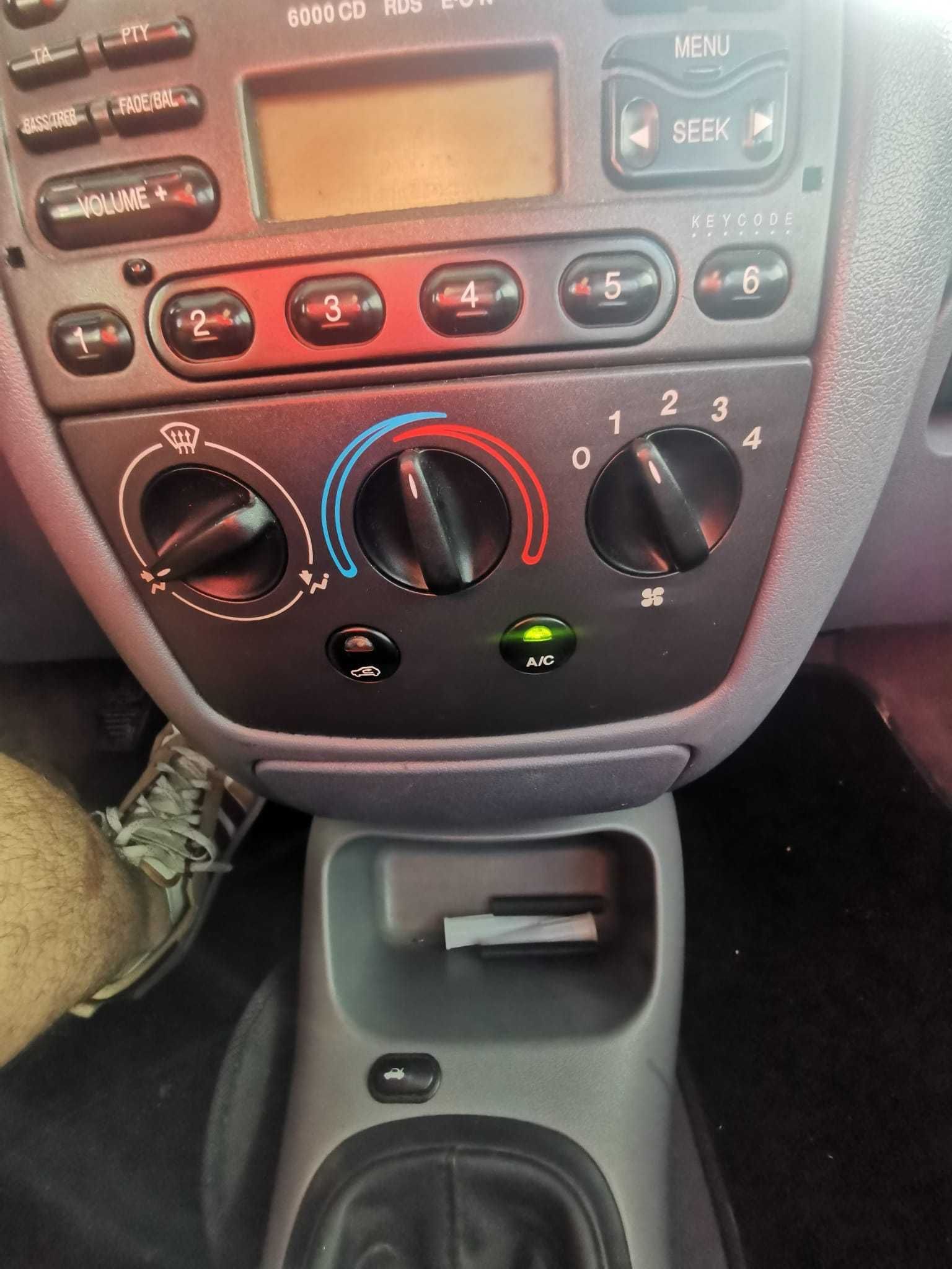 Ford Fiesta 1.25 techno AC