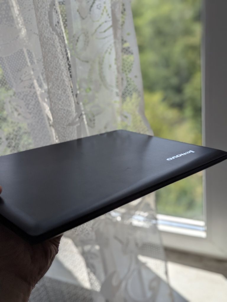 Ноутбук Lenovo g50-70