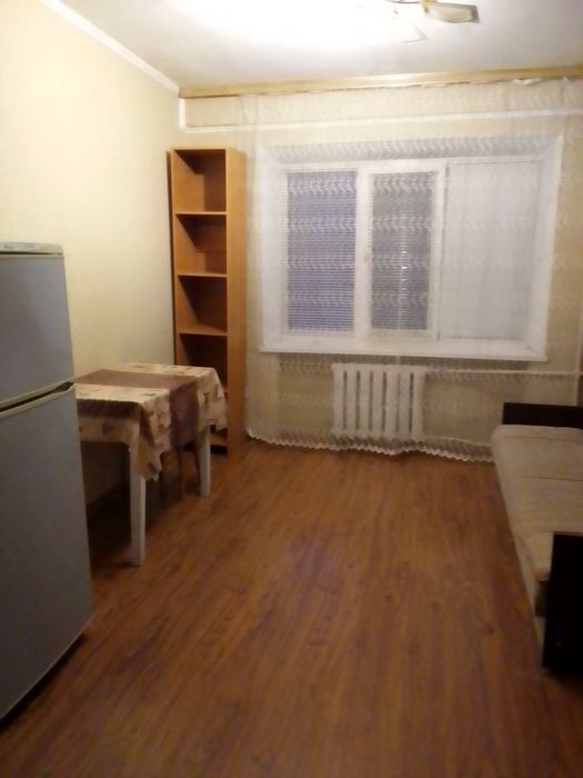 Гуртожиток р-н Урожаю. Центр міста.