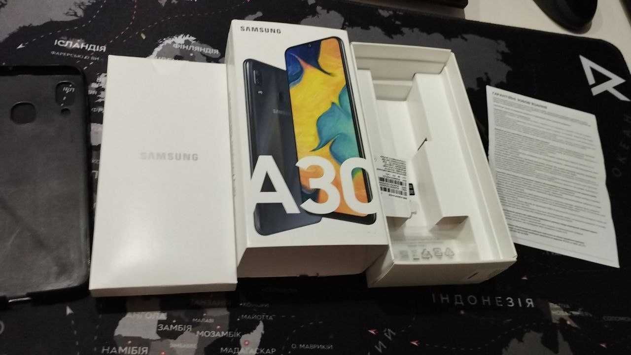 Продам смартфон Samsung Galaxy A30