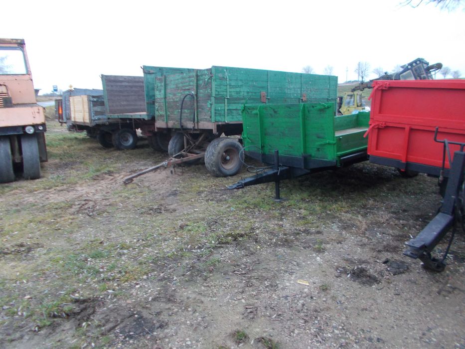 Przyczepa dwuosiowa wywrotka