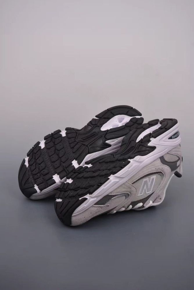 Кросівки New balance 530