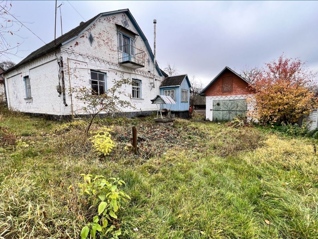 Продаж будинку в селі Фурси з своїм виходом до річки