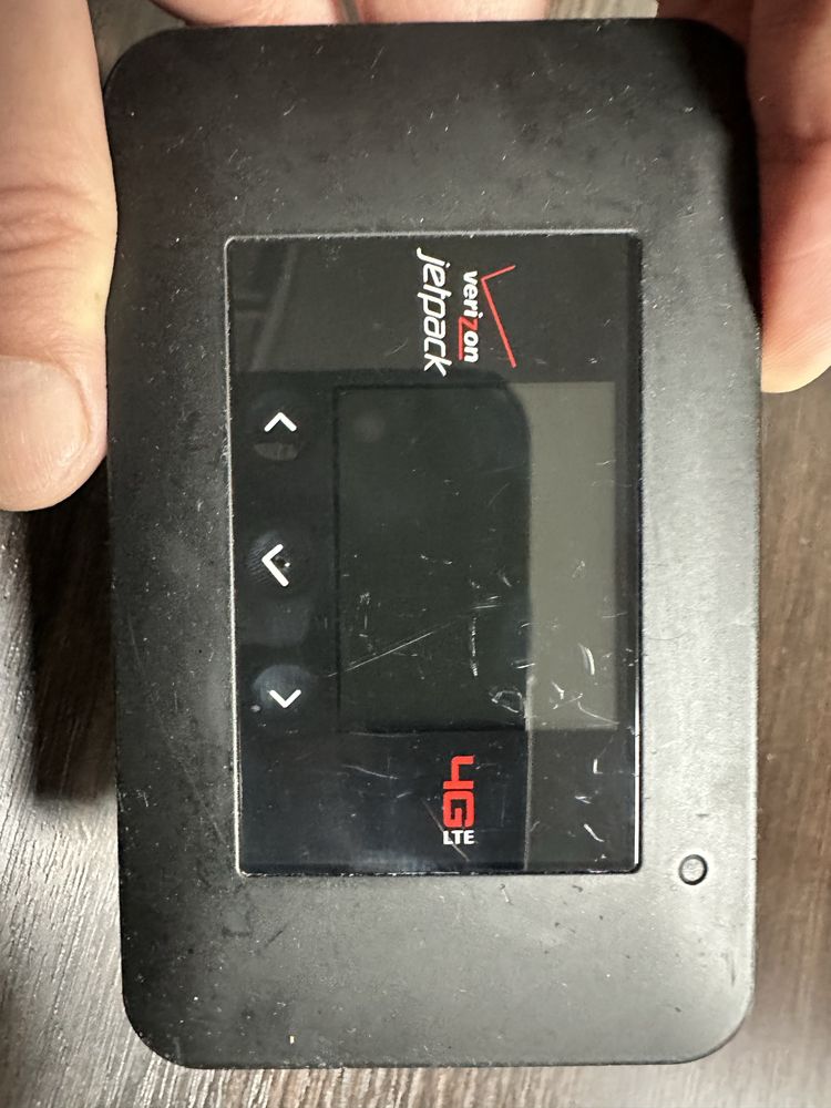 Продам карманный роутер 4G “Verizon” Jetpack