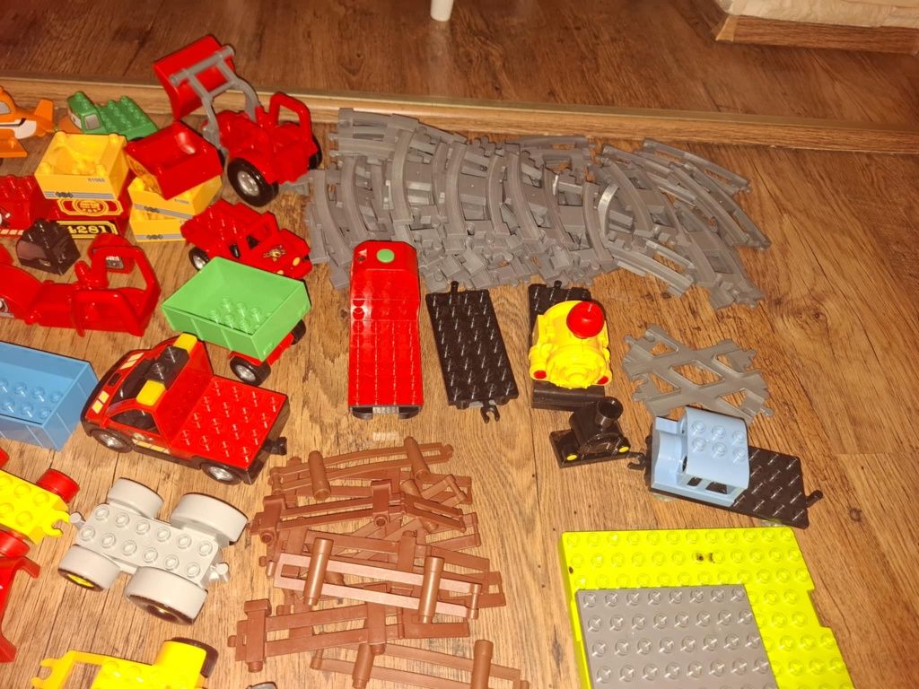 Zestaw LEGO Duplo z pojemnikiem