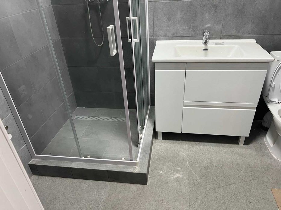 Продаж 2-х поверх. нового будинку з евроремонтом  м.Хмельницький