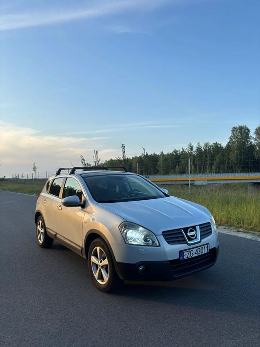 Nissan Qashqai Olej wymieniany przy 196000, nowe drążki kierownicze