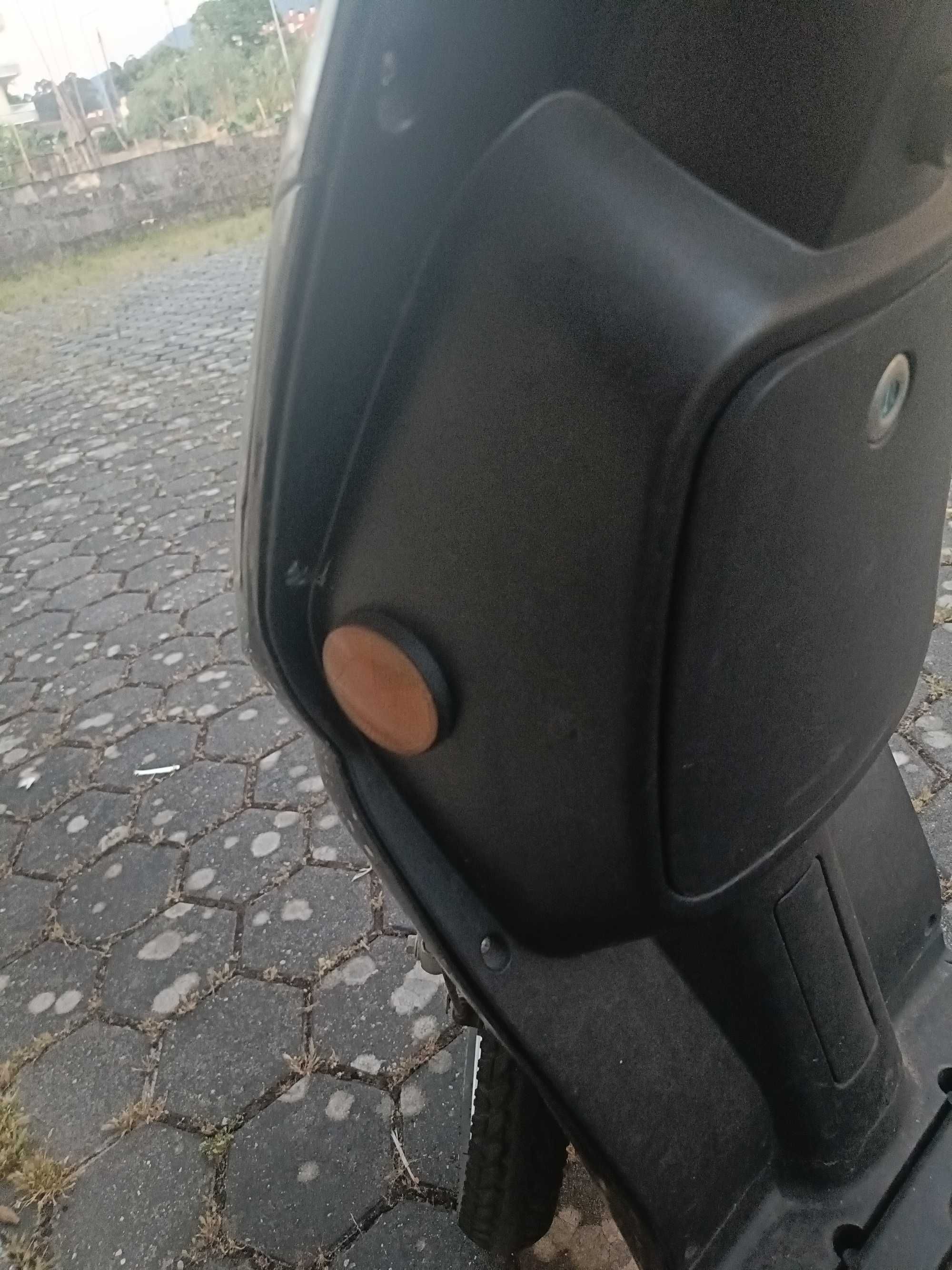 Scooter elétrica