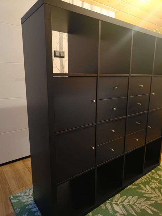 Regał kallax Ikea czarny brąz z wkładami
