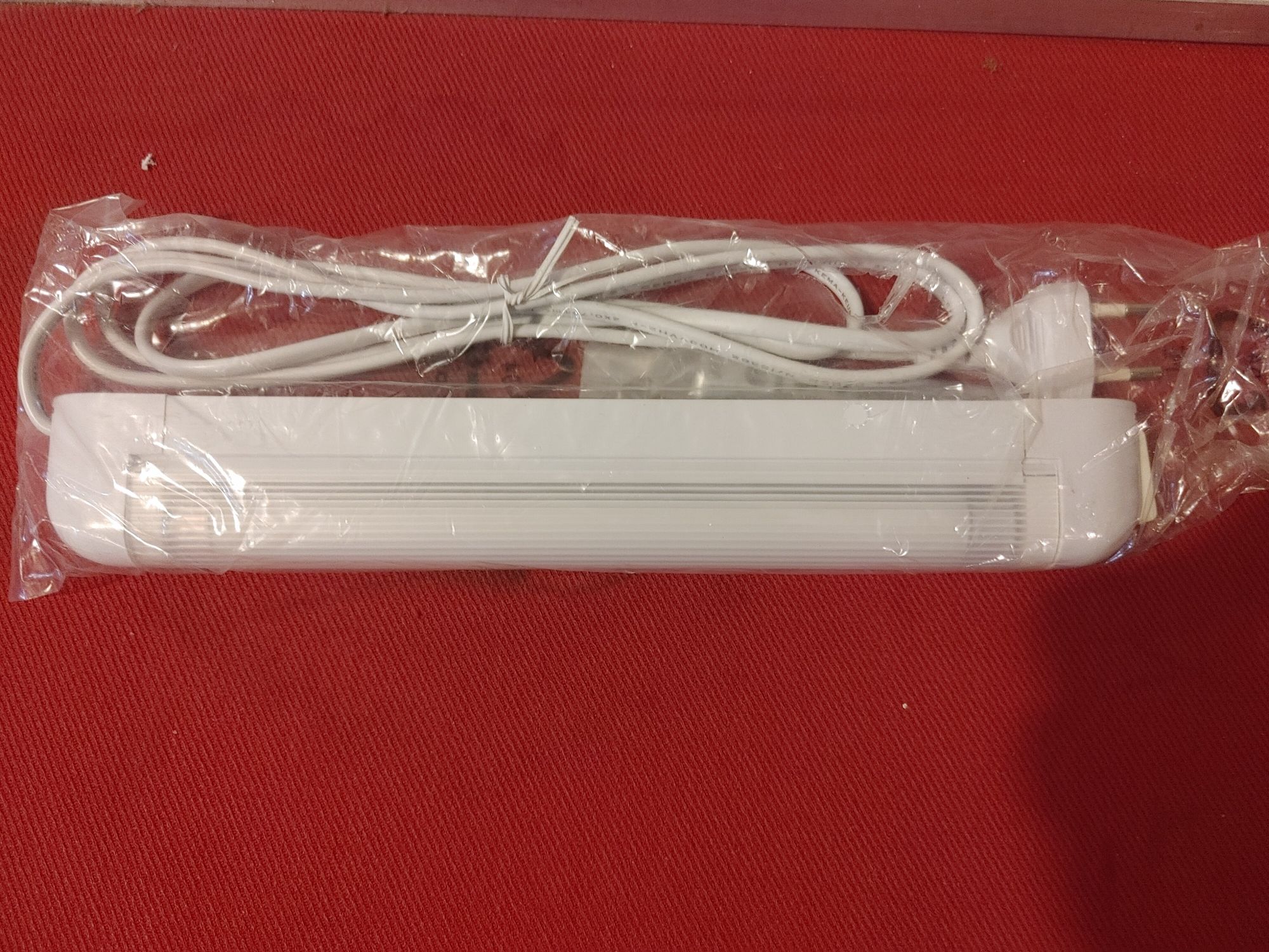Lampa podszafkowa