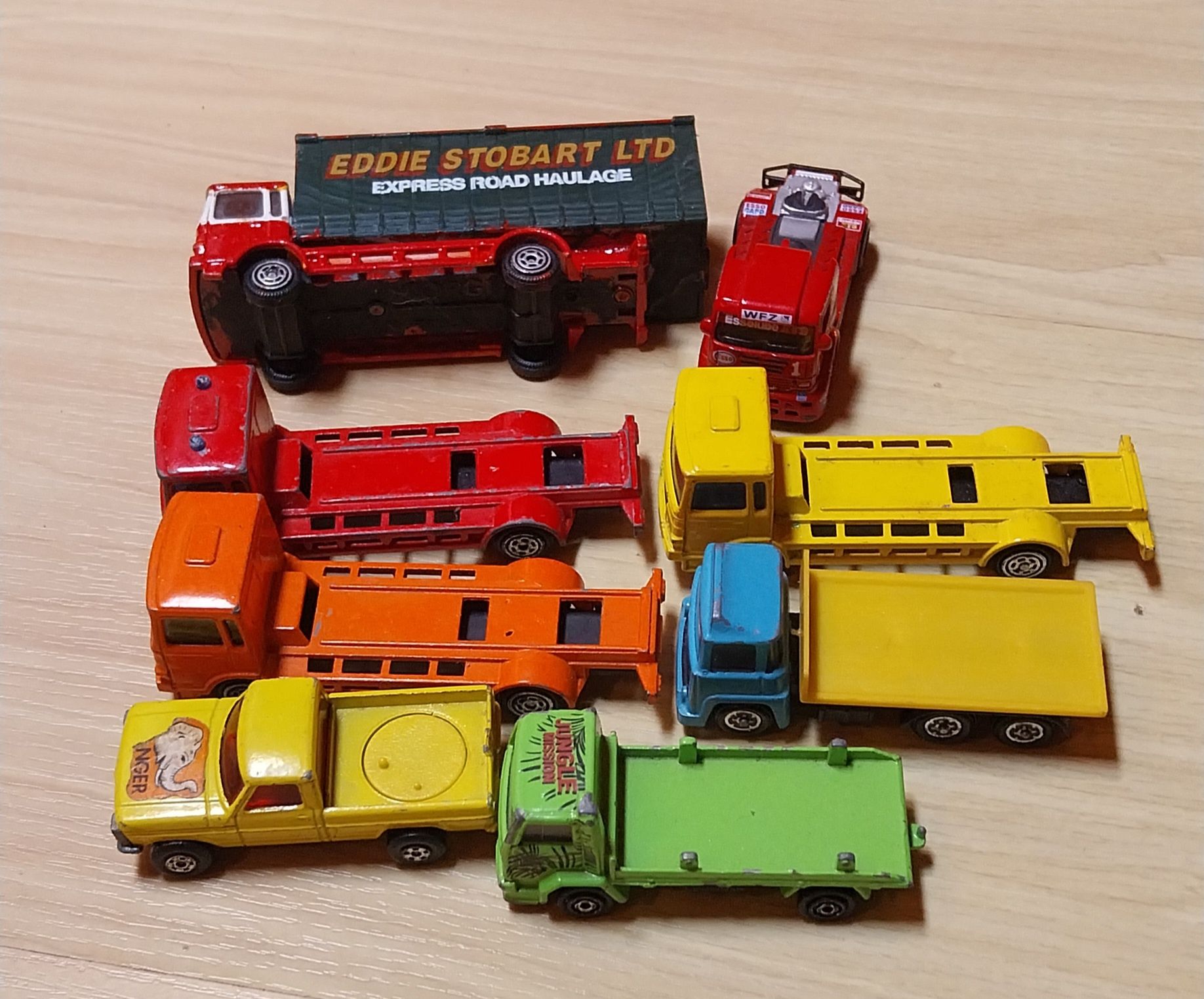 Lote de miniaturas para restauro ou aproveitamento de peças
