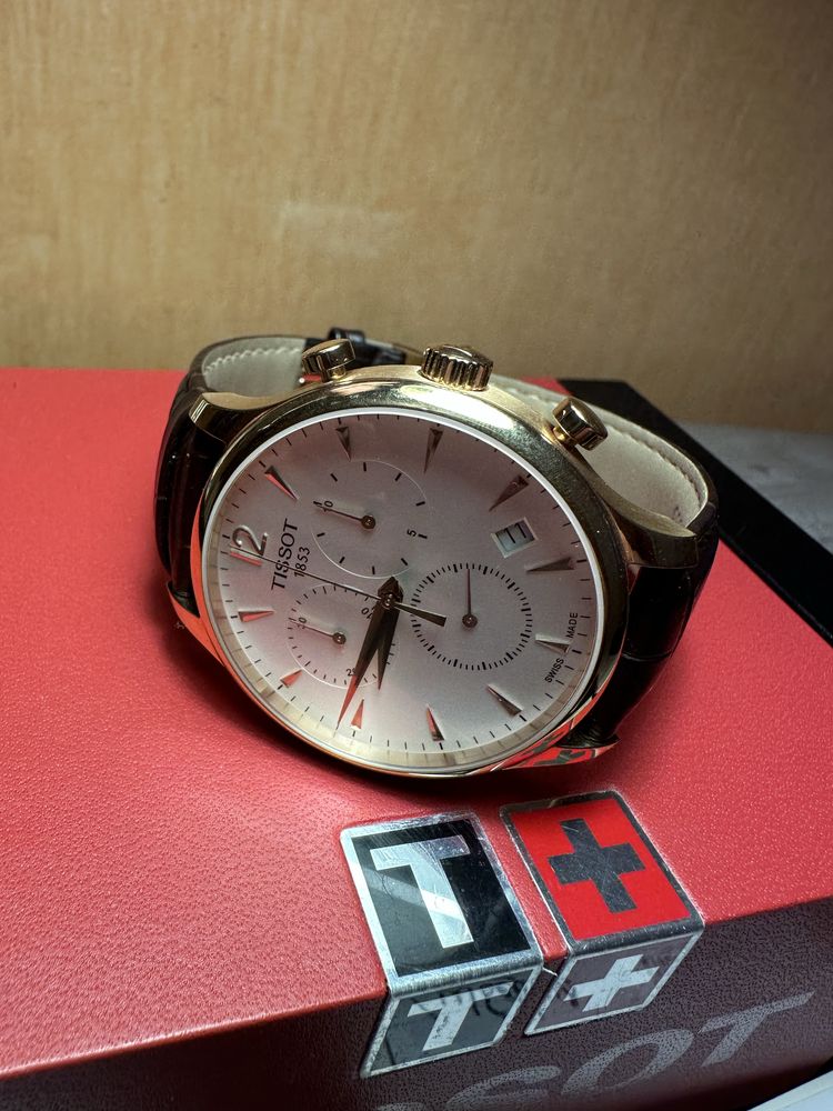 Часы Tissot Tradition Chronograph T063.617.36
