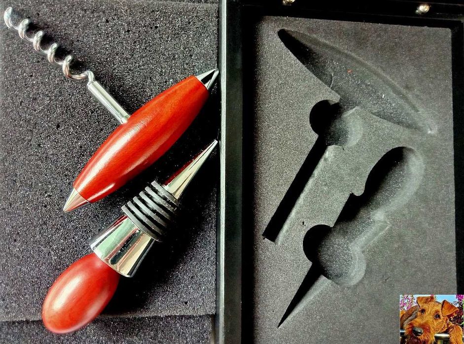 Zestaw Upominkowy Do Wina w Pudełku KORKOCIĄG i KOREK - Na Prezent