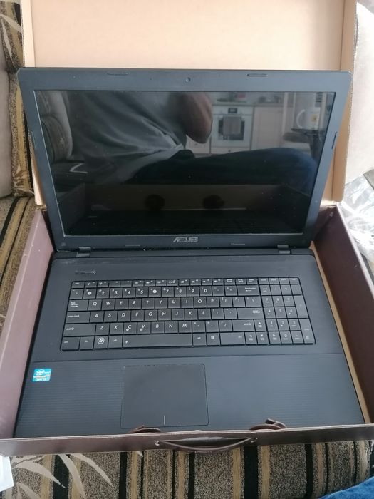 Asus X75A 17'' core i5
