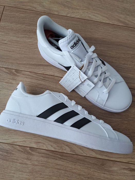 Кеди Адідас adidas оригінал НОВІ 43 44 розмір