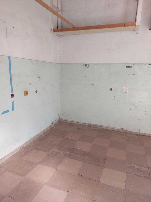 Сдам отдельно стоящее здание 600м2. Правый берег.