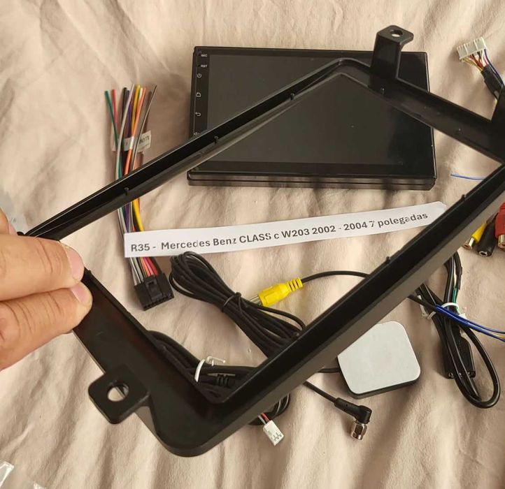 R35 Auto Rádios Mercedes Benz CLASS c W203 desde 2002 a 2004 7`android