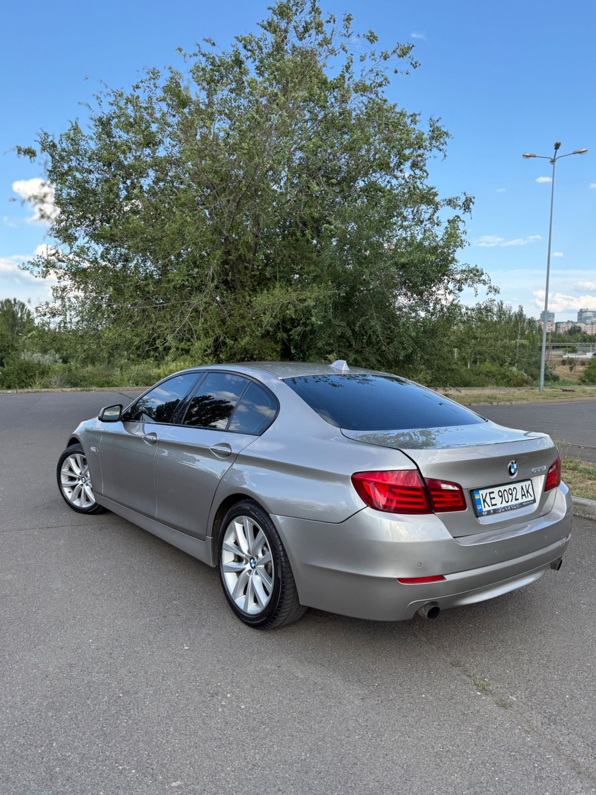 Продам BMW F10 535i