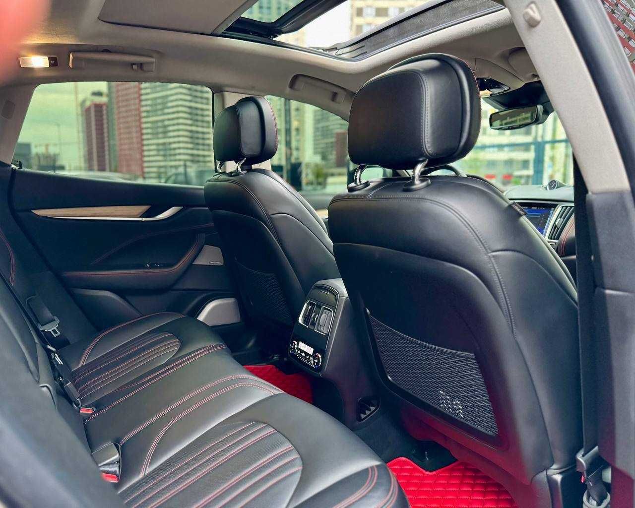 Продаж Maserati Levante