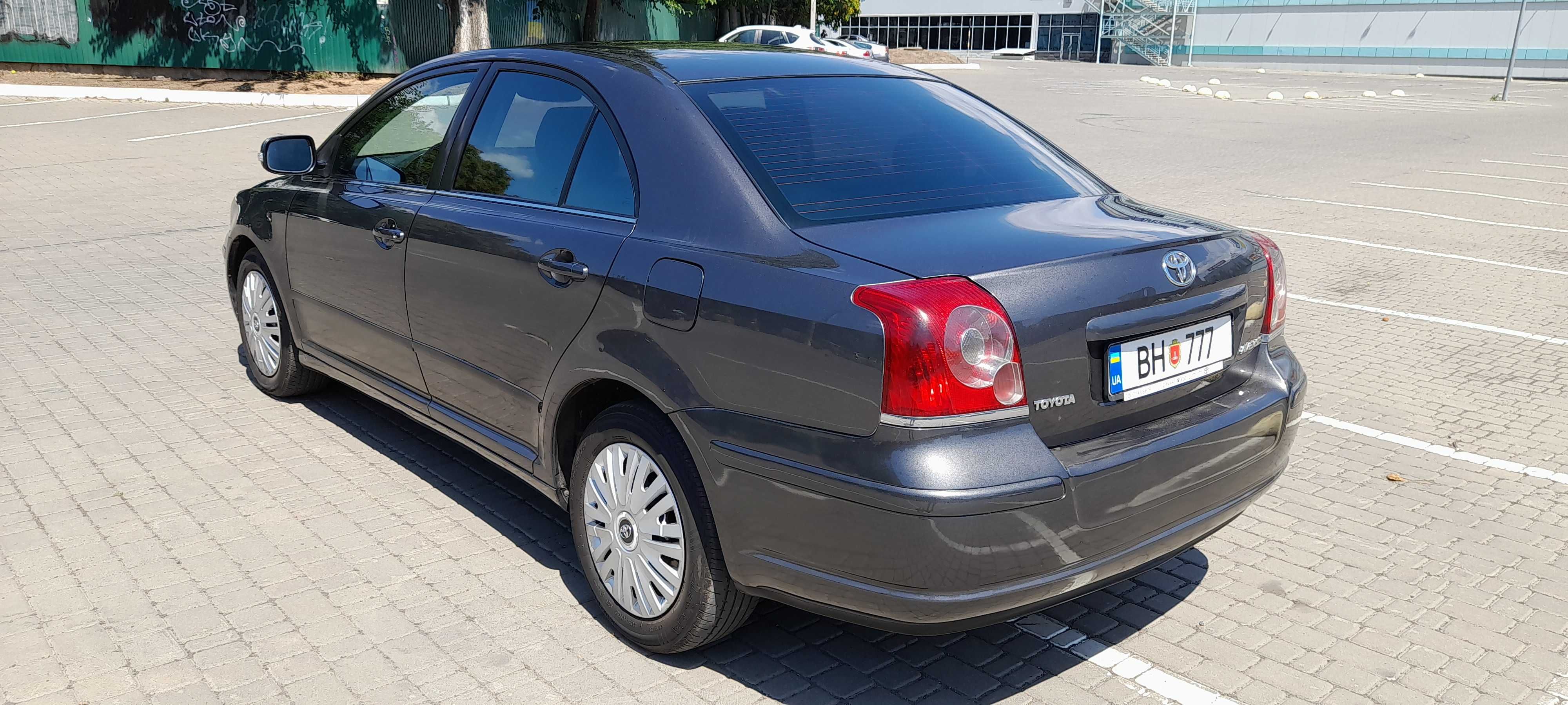 Тойота Авенсис 2008 автомат