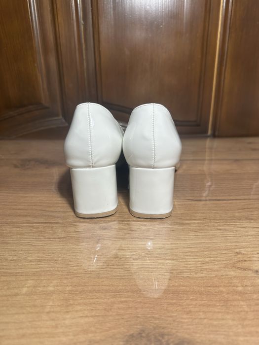 Туфлі весільні б/у