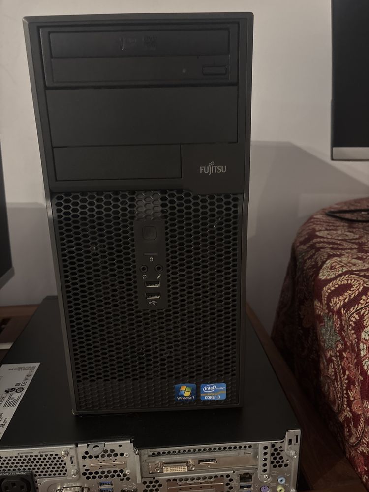 Fugitsu/Siemens  Esprino i3- windows 10