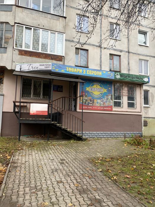 Оренда фасадного комерційного  приміщення