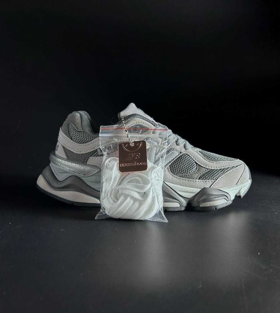 Чоловічі кросівки New Balance 9060 сірий D595 ТОП