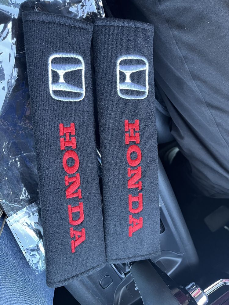 Накладки на ремень безопасности автомобиля с логотипом Honda