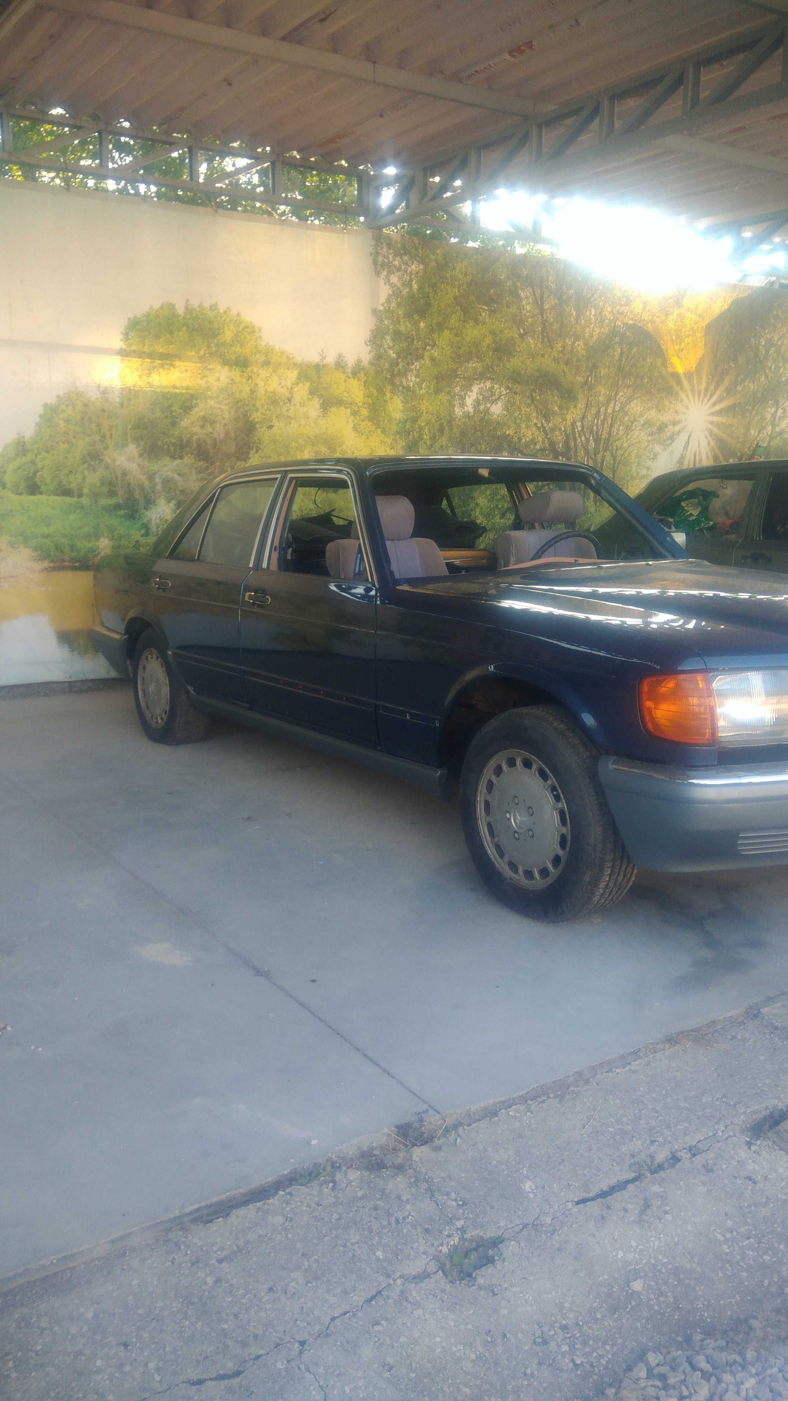 Clássico Mercedes Benz W 126 V8 a venda