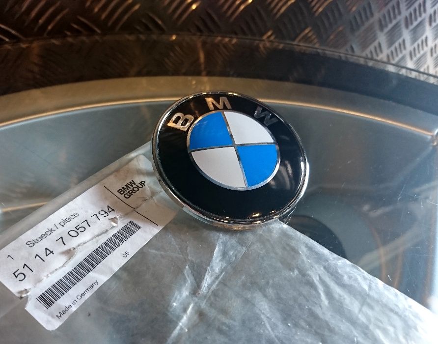 BMW Emblemat Logo Znaczek na maskę na klapę 72mm