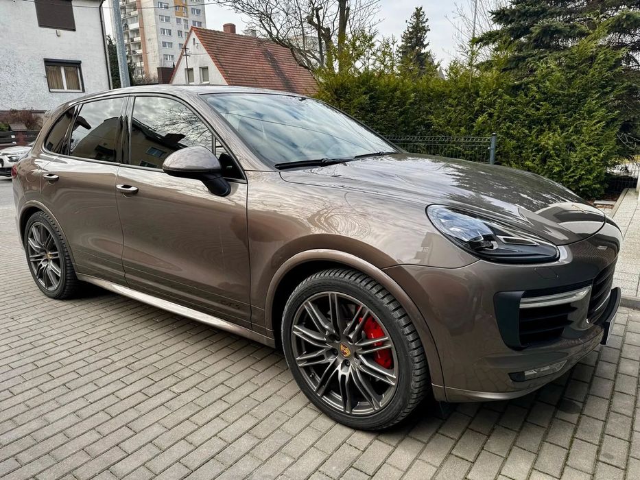 Porsche Cayenne GTS stan idealny piękna konfiguracja