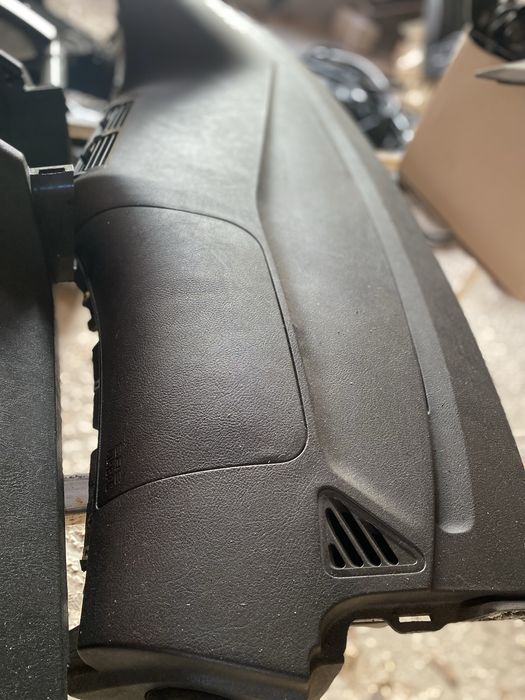 Торпедо тарпеда bmw e39  бмв е 39 б/у в файному стані