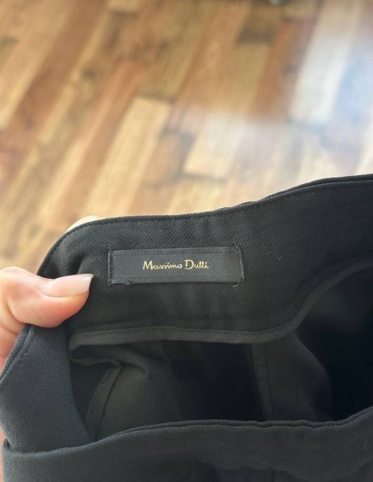 Брюки відомого бренду Massimo Dutti
розмір:
S