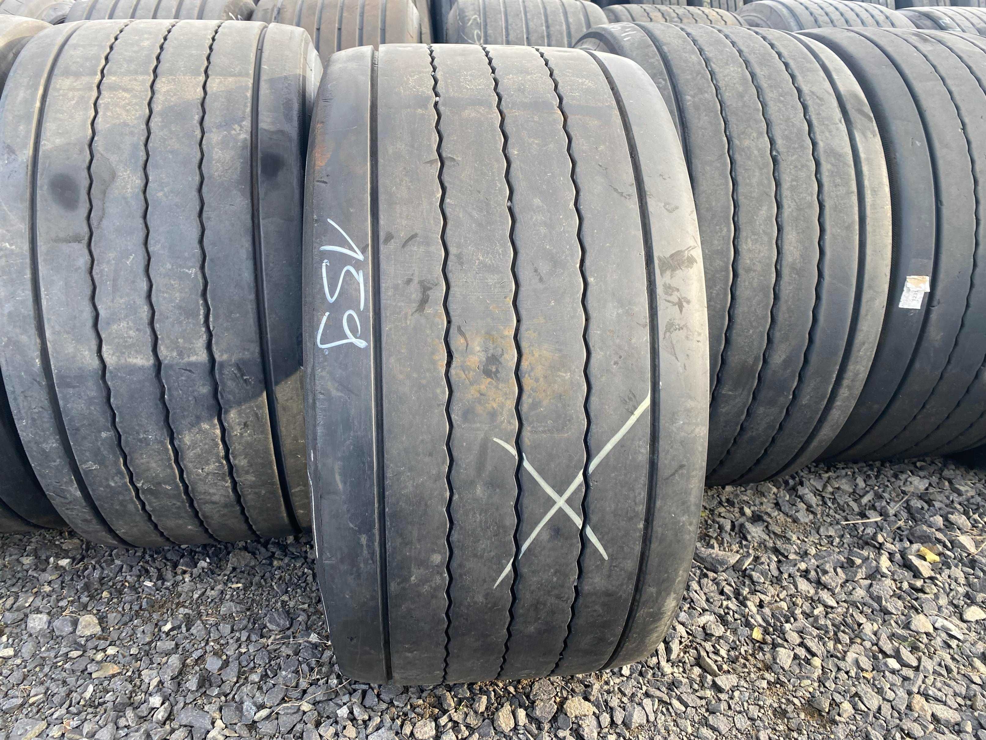 Opona 445/45R19.5 CONTINENTAL HYBRID HT3 Naczepowa 7-9mm MEGA