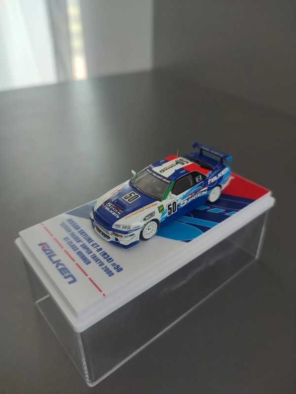 Inno64 Nissan Skyline GT-R R34