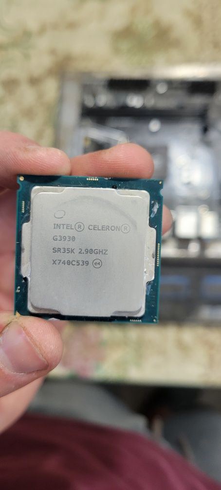 Материнская плата gigabyte + процессор intel celeron g3930 під ремонт!